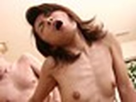 四十路熟女生中出し 20人！4時間！　サンプル画像02